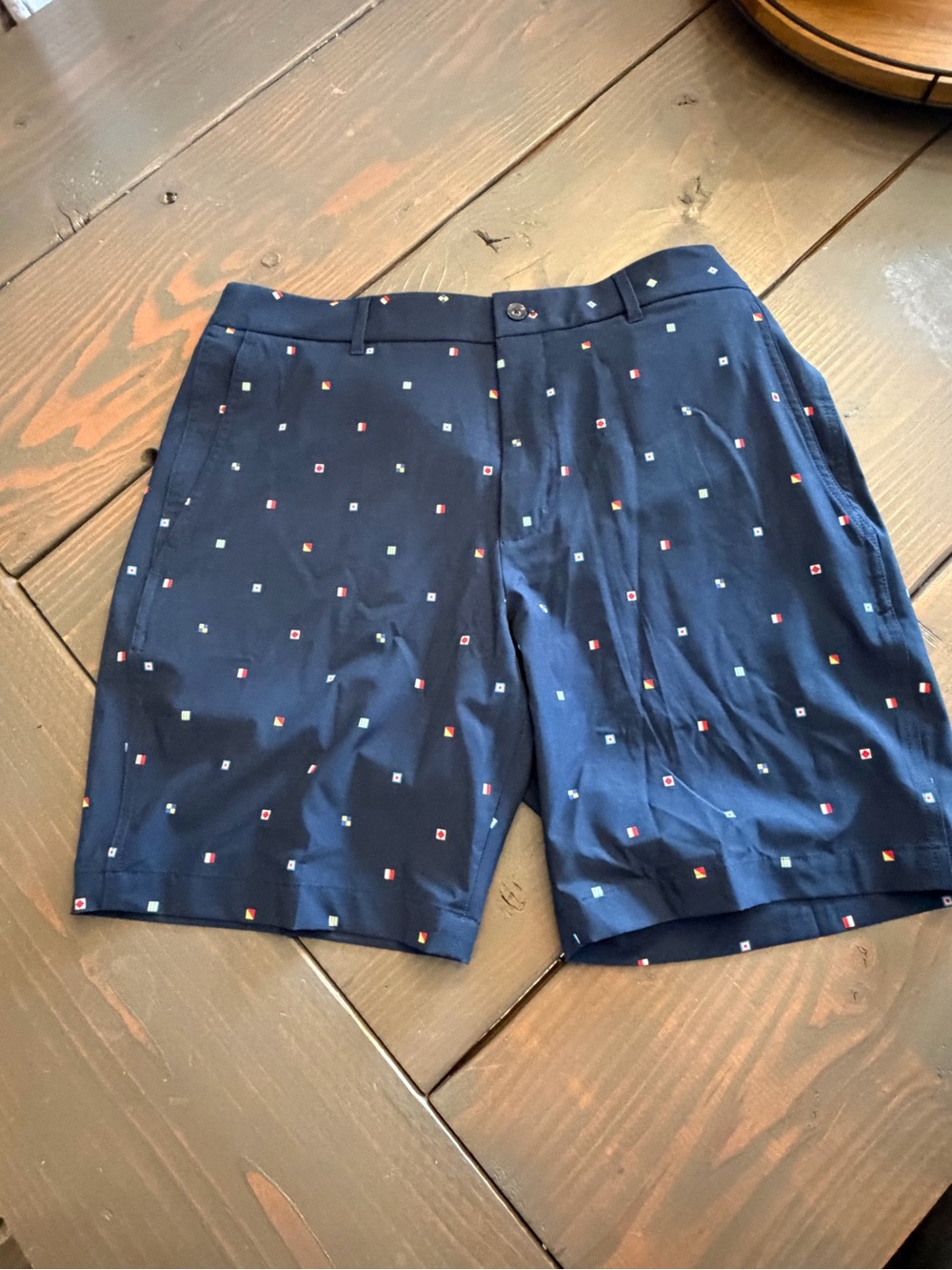 NWT Walter Hagen Flag 34 Men's 9” Navy Patterned Golf Shorts